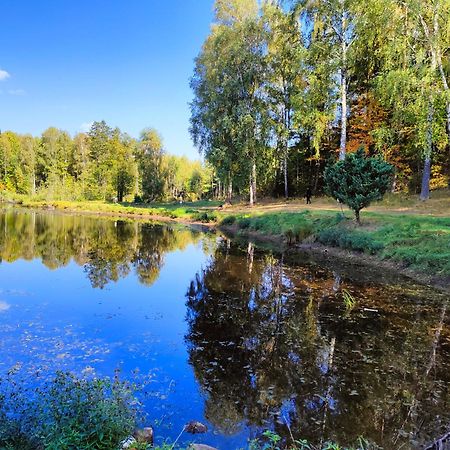 Agroturystyka "Dworek U Pelcow" Ryn  Ngoại thất bức ảnh